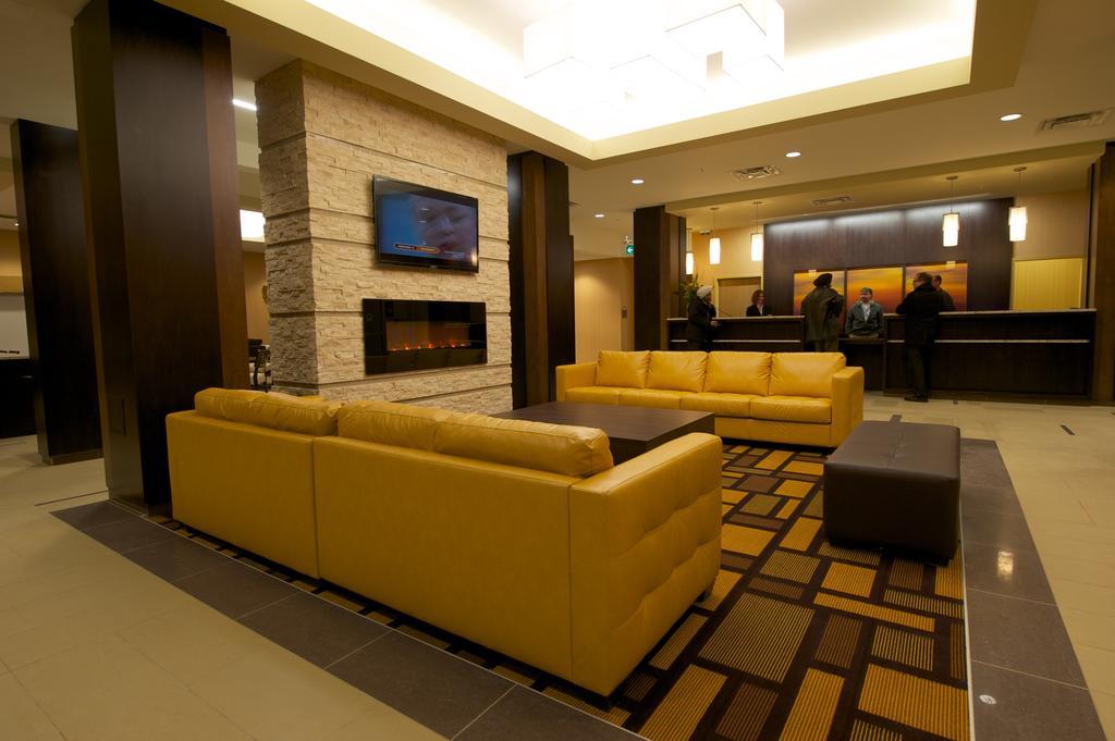 Days Inn & Suites By Wyndham Winnipeg Airport Manitoba Eksteriør billede