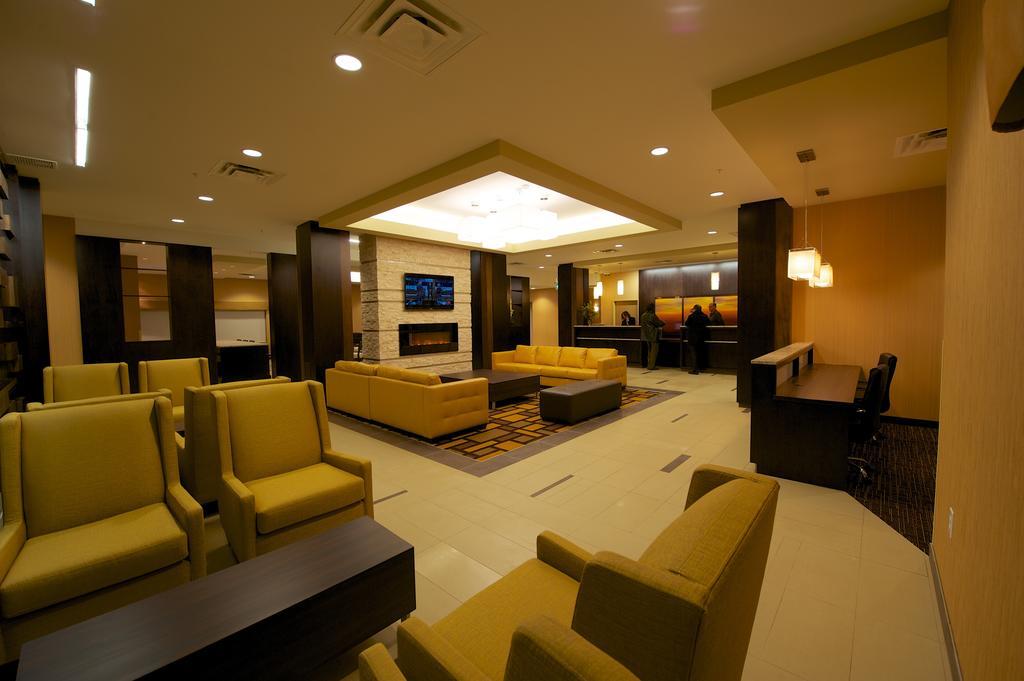 Days Inn & Suites By Wyndham Winnipeg Airport Manitoba Eksteriør billede
