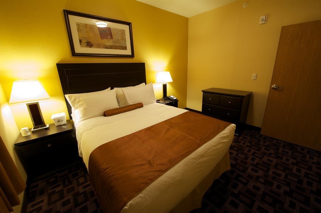 Days Inn & Suites By Wyndham Winnipeg Airport Manitoba Eksteriør billede